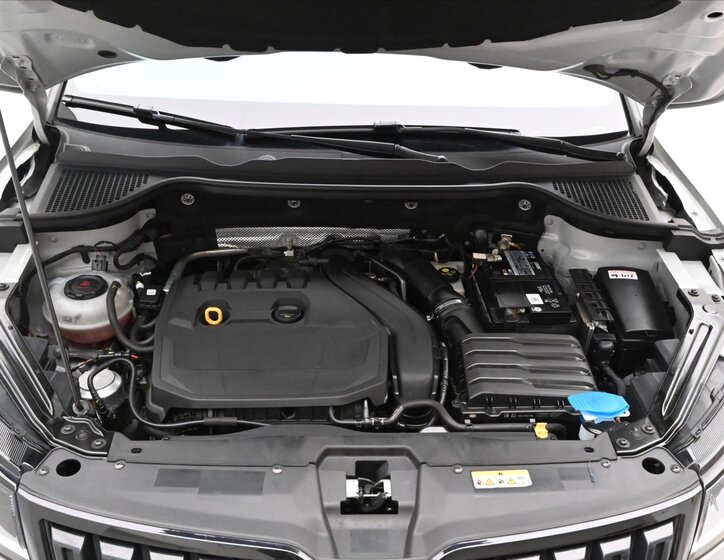 Škoda Karoq SUV 1,5 l 110 kw