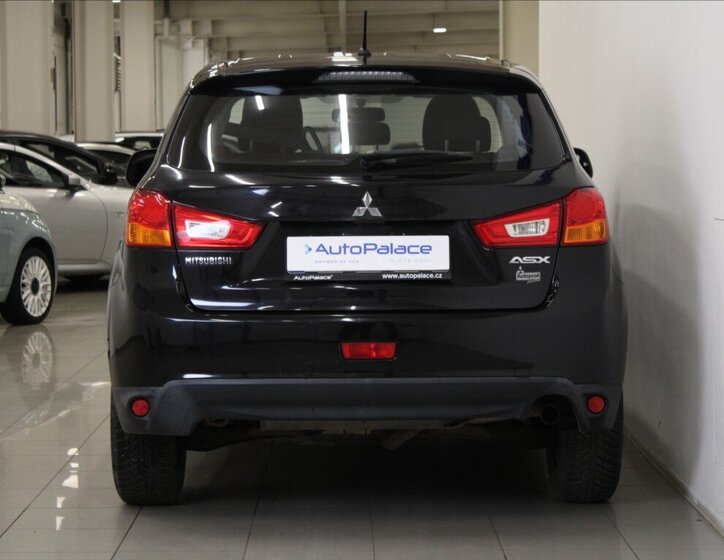 Mitsubishi ASX SUV / Terénní 1,6 l 86 kw