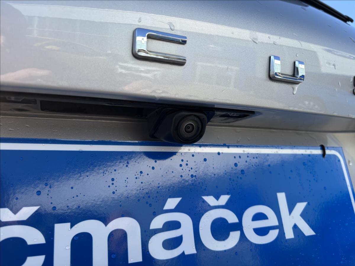 Ford Focus Kombi 999,0 92 kw