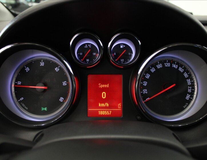 Opel Astra Kombi 2,0 l 118 kw