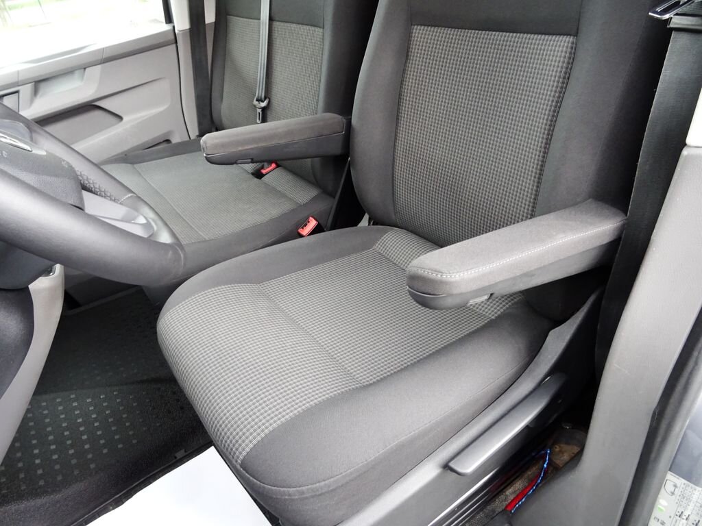 Volkswagen Transporter Skříň 2,0 l 110 kw