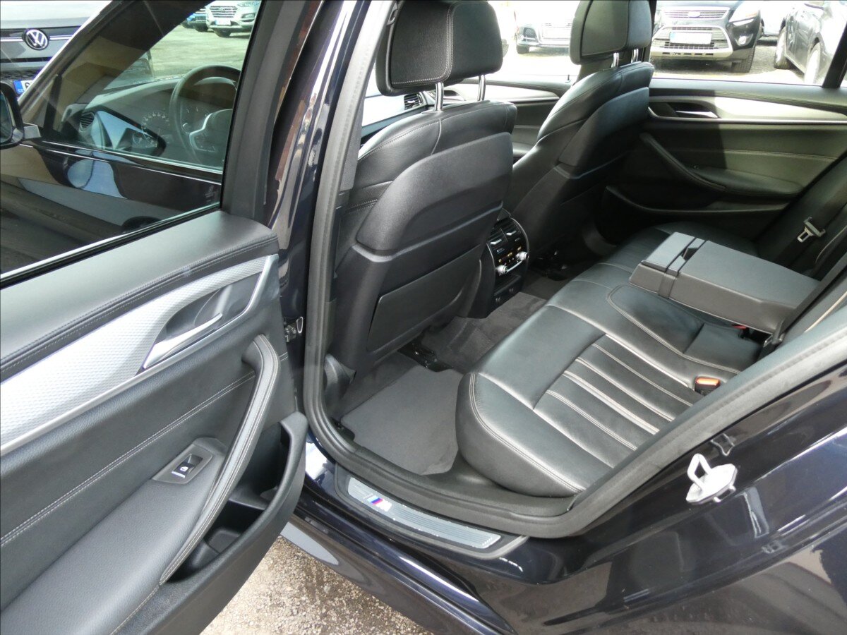 BMW Řada 5 Kombi 3,0 l 235 kw