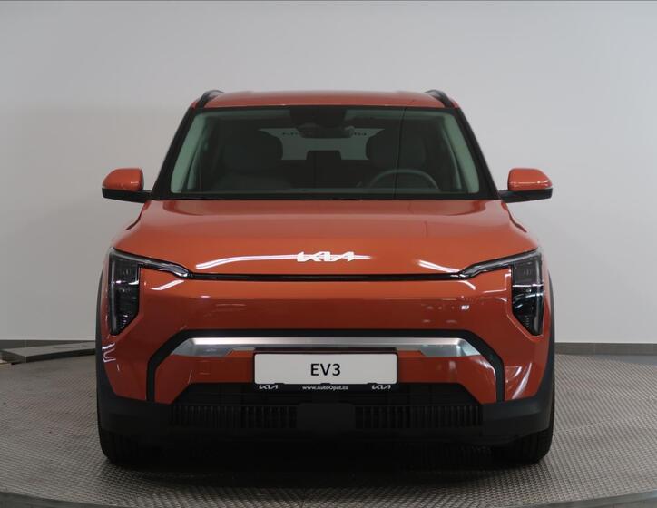 KIA EV3 4