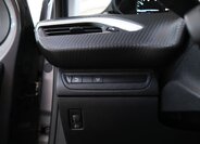 Peugeot 208 Hatchback 1,2 l 61 kw