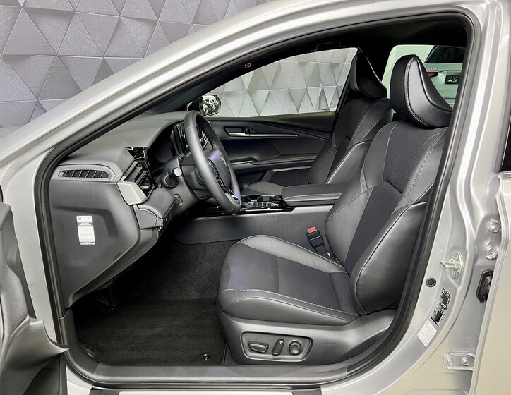 Toyota Camry Sedan / Limuzína 2,5 l 169 kw