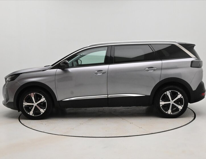 Peugeot 5008 SUV / Terénní 1,5 l 96 kw
