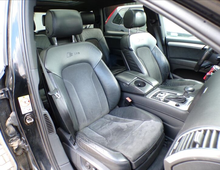 Audi Q7 Kombi 3,0 l 176 kw