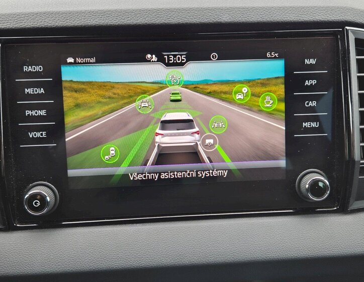 Škoda Karoq SUV / Terénní 1,5 l 110 kw