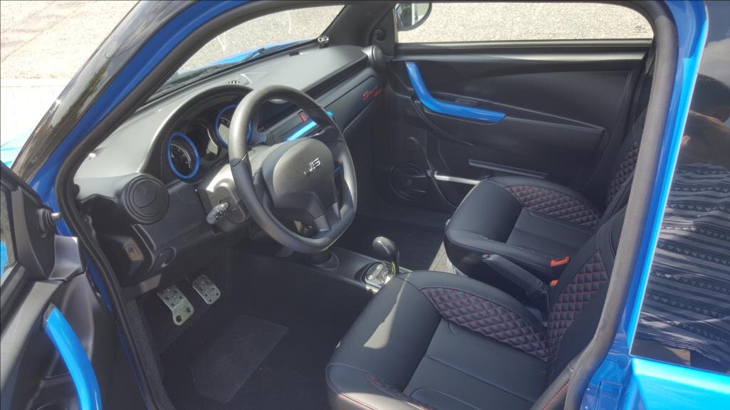 Ligier JS 50 L Hatchback 478,0 6 kw