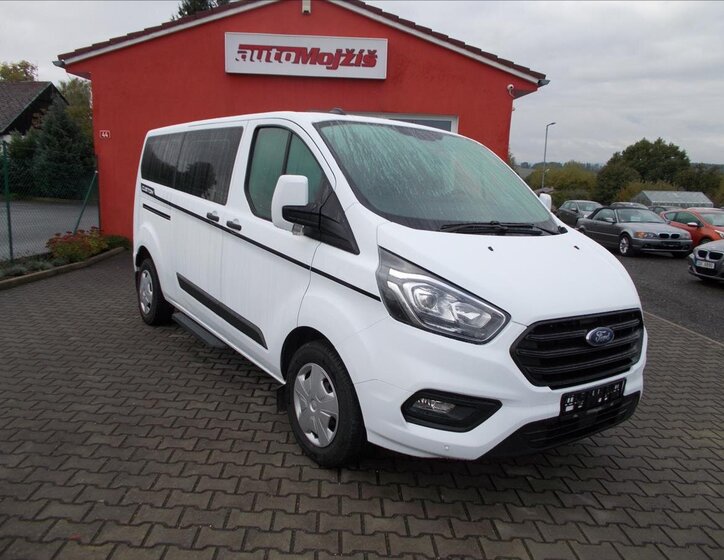 Ford Transit Custom 1