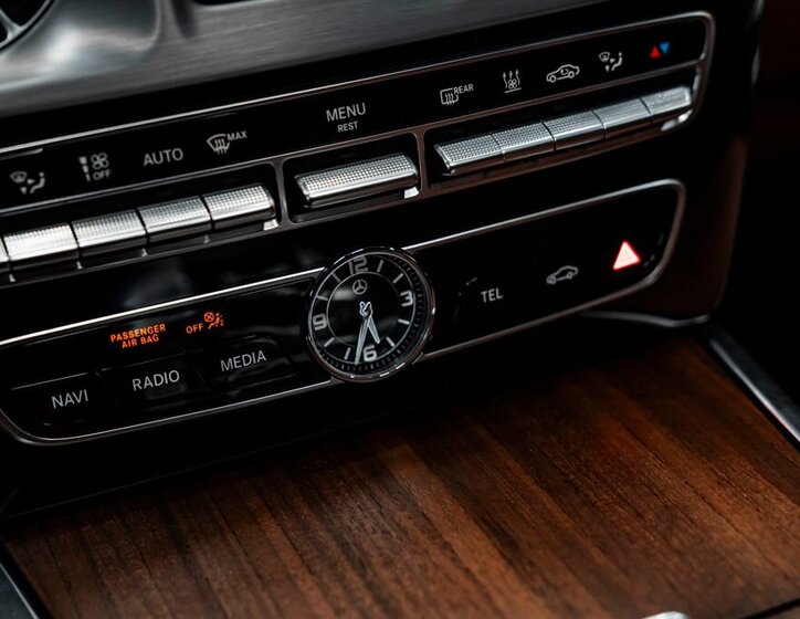 Mercedes-Benz Třídy G 12