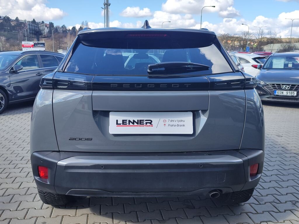 Peugeot 2008 Hatchback 1,2 l 74 kw