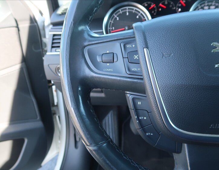 Peugeot 508 Kombi 2,0 l 120 kw