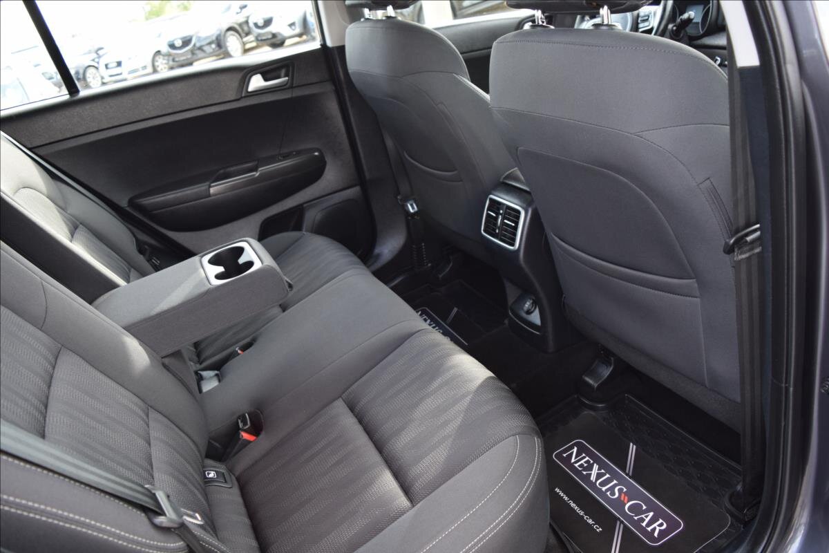 KIA Sportage SUV 2,0 l 100 kw