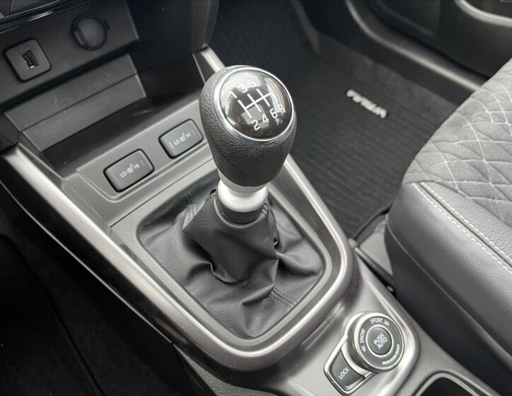 Suzuki Vitara SUV / Terénní 1,4 l 95 kw