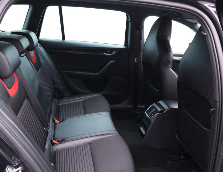 Škoda Octavia Kombi 2,0 l 162 kw