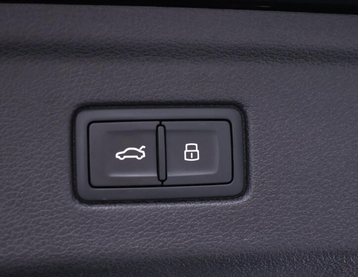 Audi S5 Sedan 3,0 l 260 kw