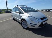 Ford S-MAX 1