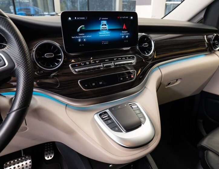 Mercedes-Benz Třídy V 11