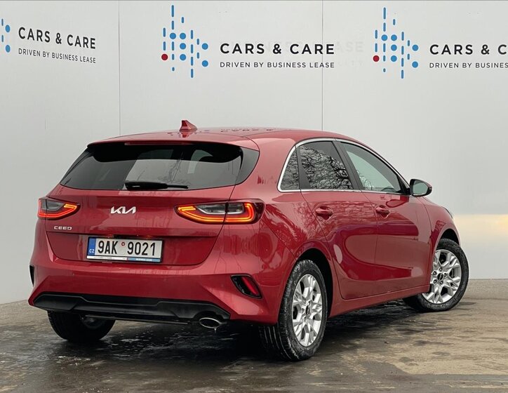 KIA Ceed Hatchback 998,0 74 kw