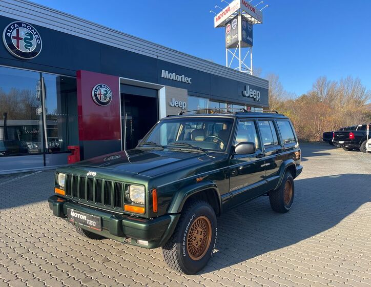 Jeep Cherokee 1