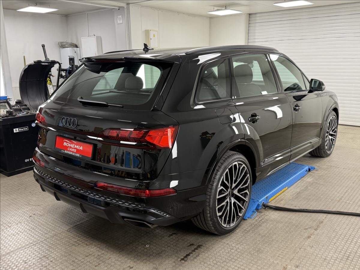 Audi Q7 SUV / Terénní 3,0 l 210 kw