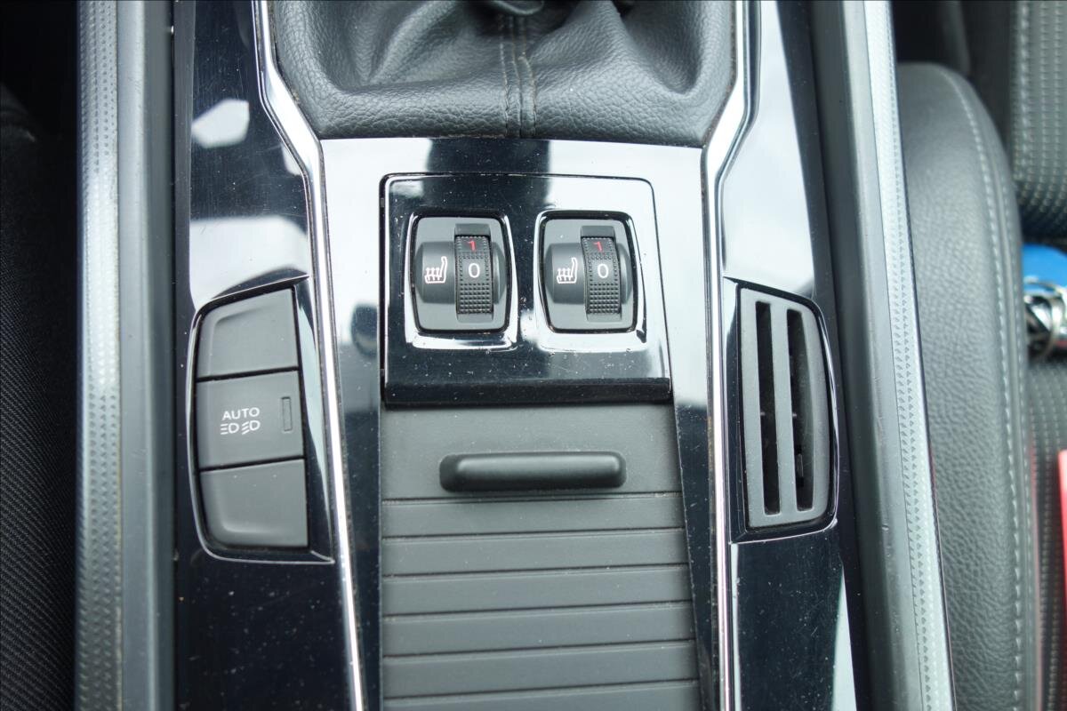 Peugeot 508 Kombi 2,0 l 110 kw