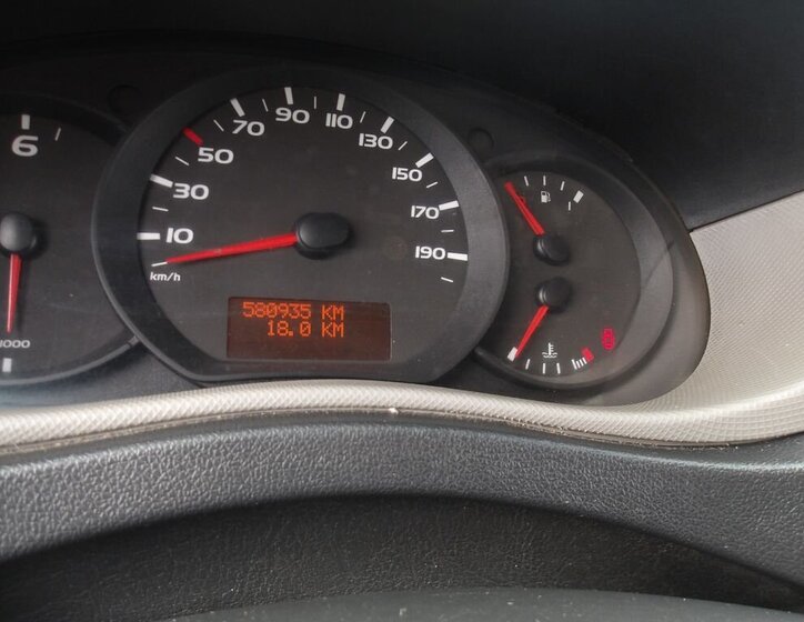 Opel Movano Skříň 2,3 l 107 kw