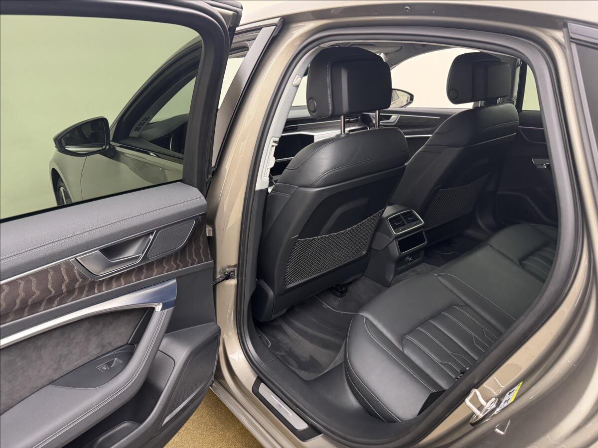 Audi S6 Sedan 3,0 l 257 kw