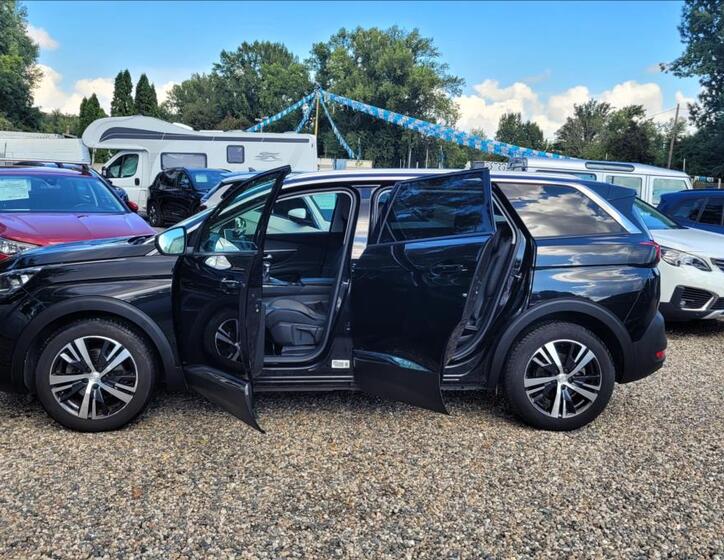 Peugeot 5008 17