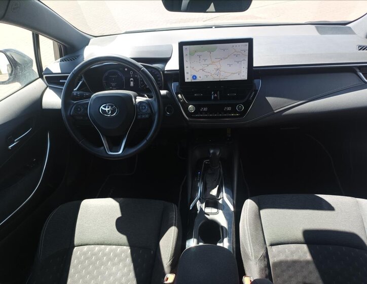 Toyota Corolla Kombi 2,0 l 112 kw