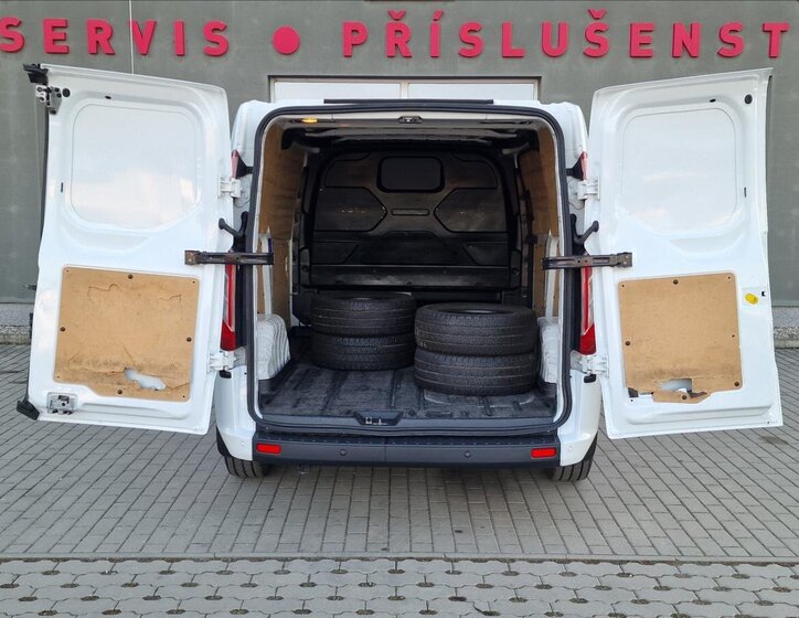 Ford Transit Custom Skříň 2,0 l 77 kw