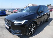 Volvo XC90 SUV / Terénní 2,0 l 228 kw