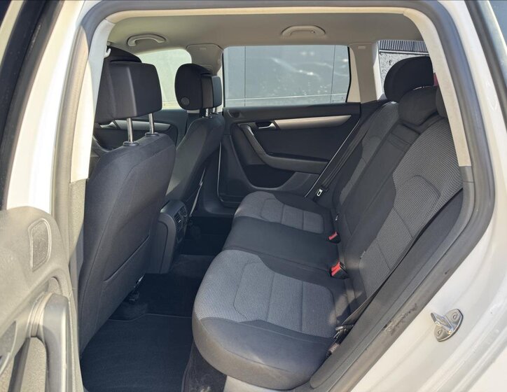 Volkswagen Passat Kombi 2,0 l 103 kw