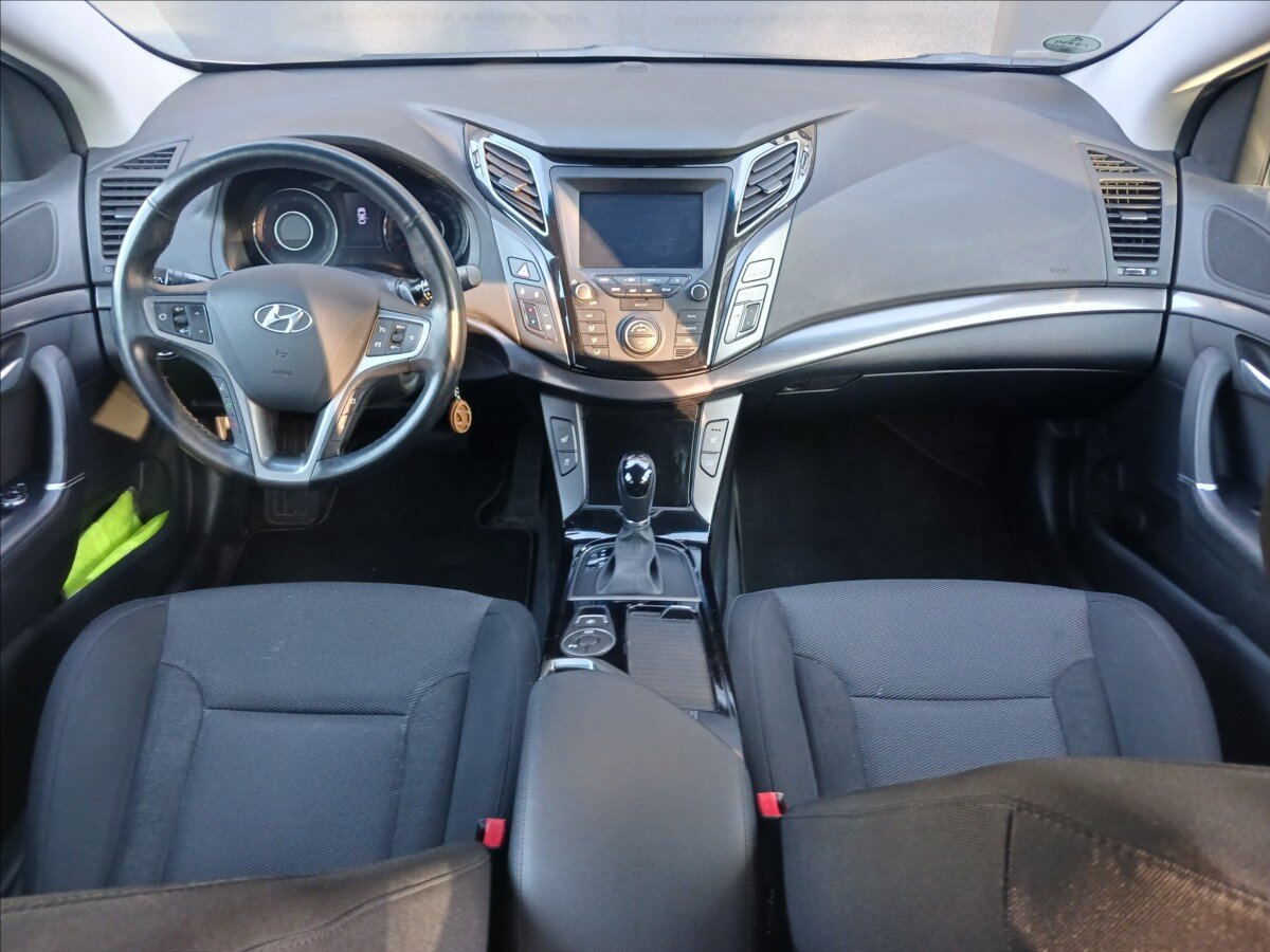 Hyundai i40 Kombi 1,6 l 100 kw