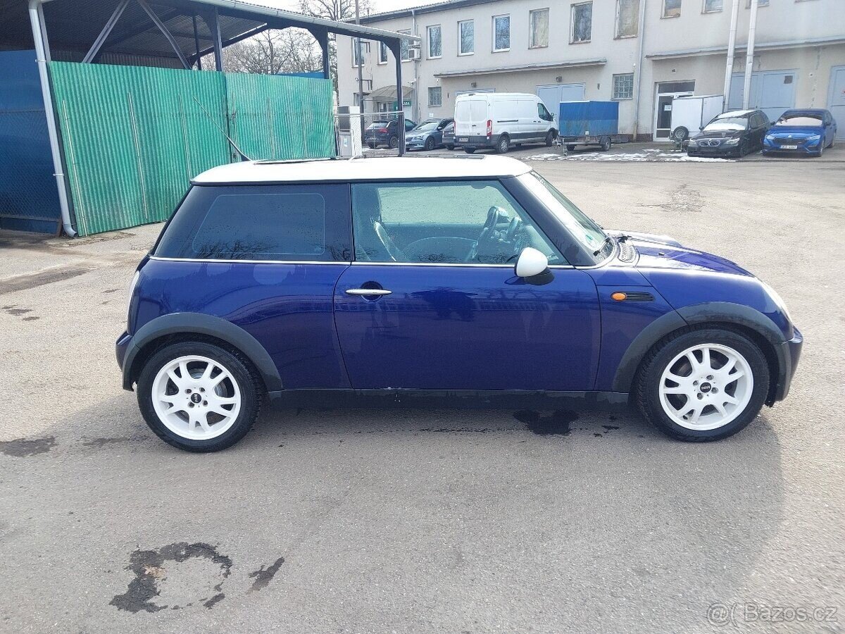 Mini Cooper Hatchback 0,0 85 kw