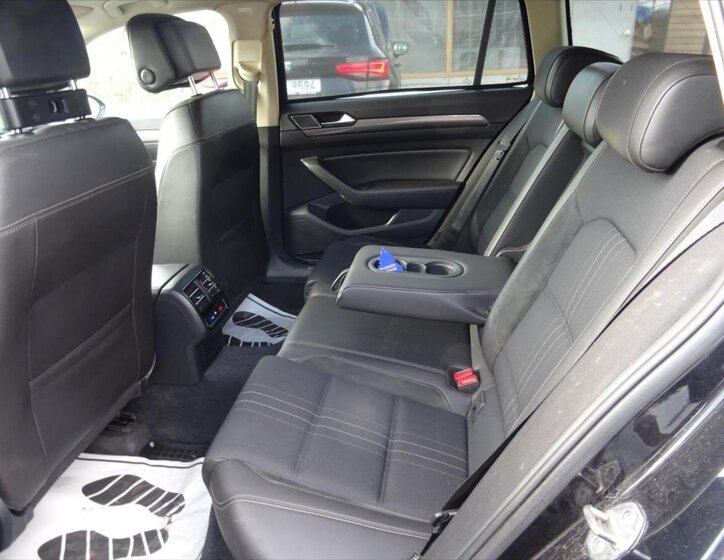 Volkswagen Passat Kombi 2,0 l 140 kw