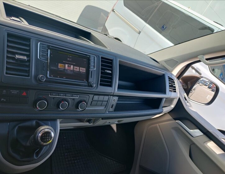 Volkswagen Caravelle MPV 2,0 l 150 kw