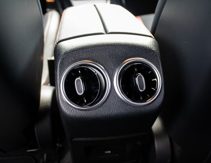 Mercedes-Benz Třídy A Hatchback 0,0 310 kw