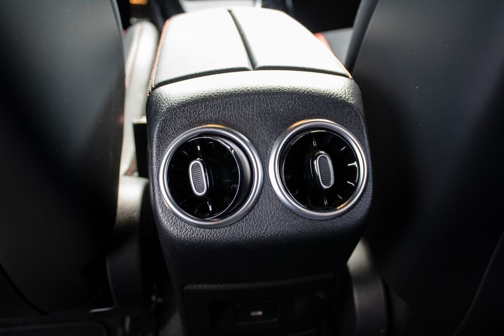 Mercedes-Benz Třídy A Hatchback 0,0 310 kw