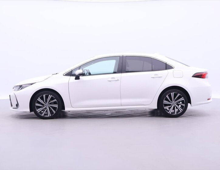 Toyota Corolla Sedan / Limuzína 1,5 l 92 kw