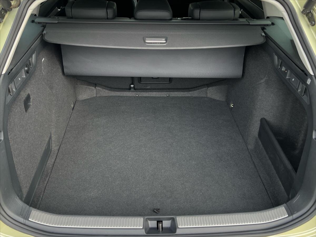 Škoda Superb Kombi 2,0 l 110 kw