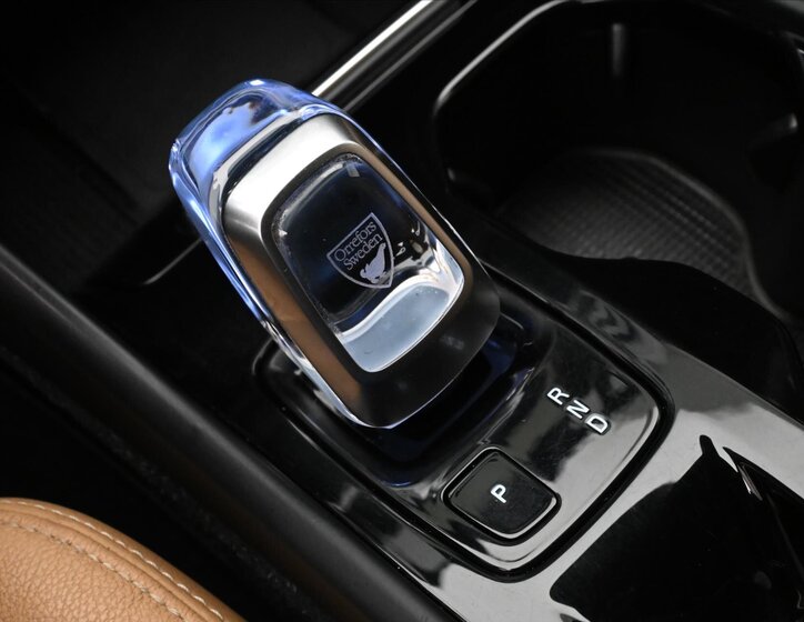 Volvo XC40 SUV 2,0 l 140 kw