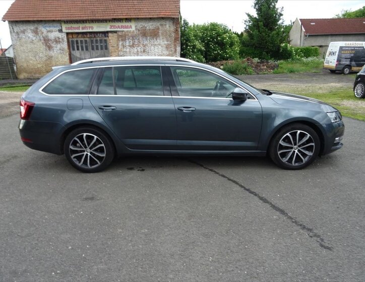 Škoda Octavia Kombi 1,5 l 110 kw