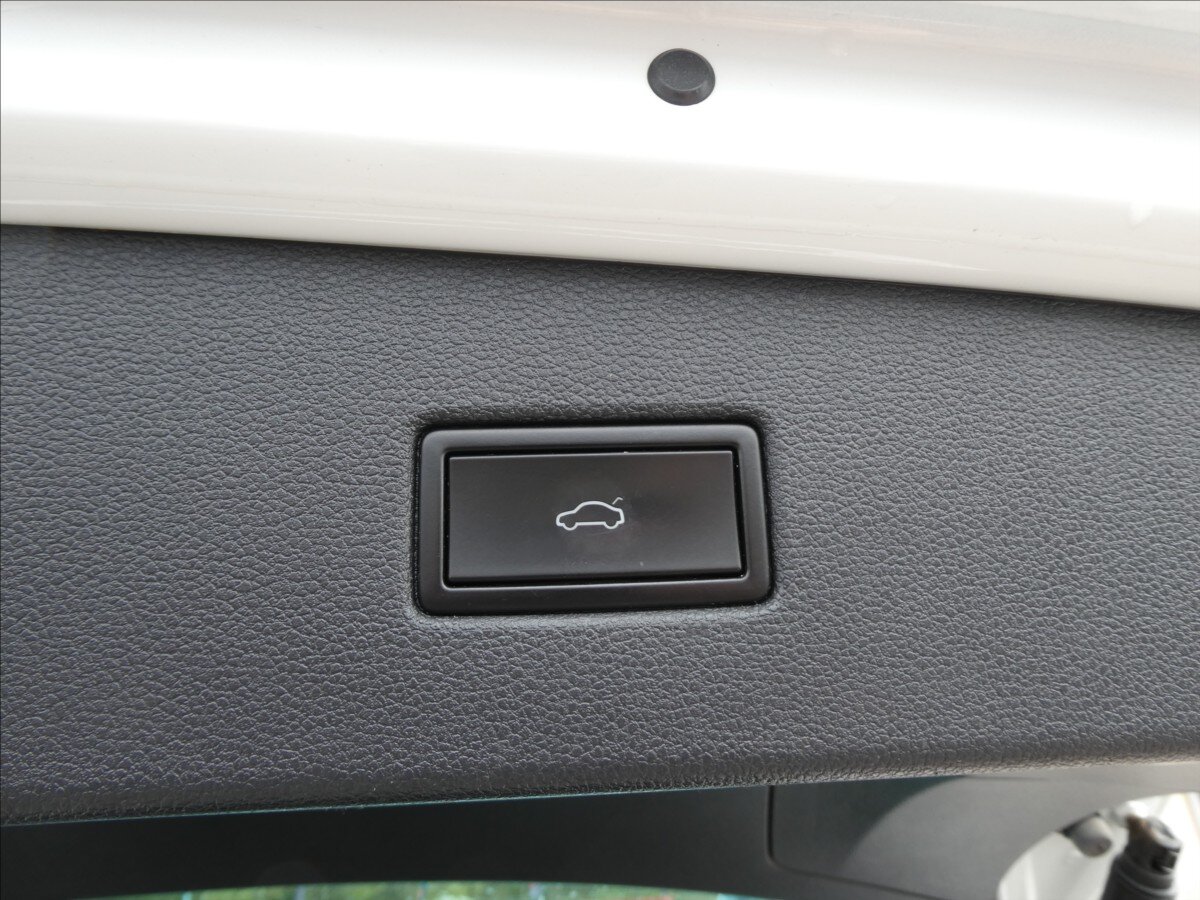 Volkswagen Tiguan SUV / Terénní 2,0 l 140 kw