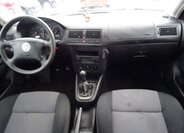 Volkswagen Golf 15