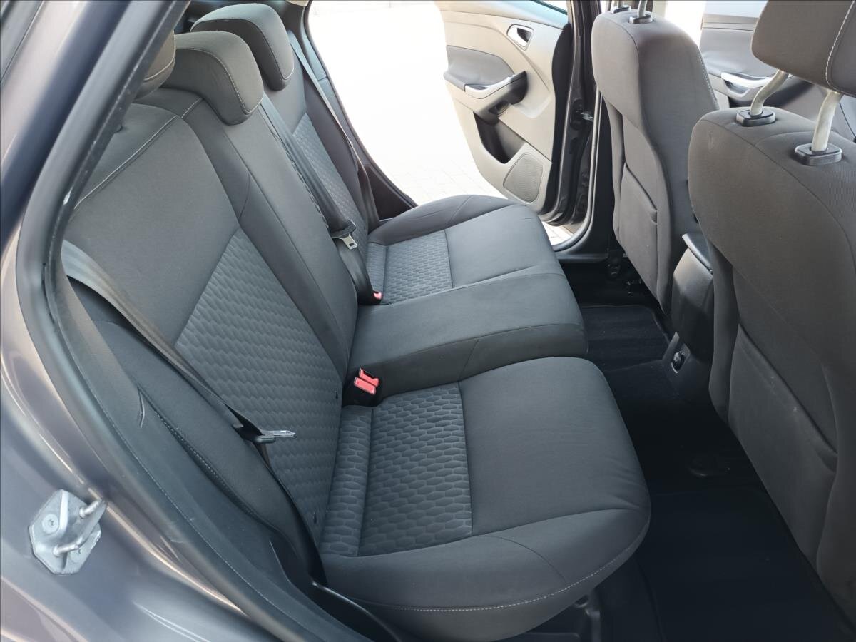 Ford Focus Kombi 998,0 92 kw