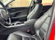 Jaguar XE Sedan / Limuzína 0,0 0