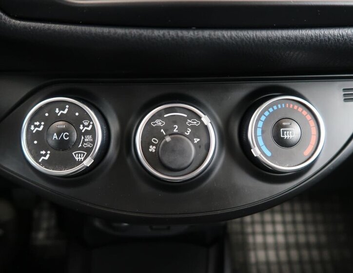 Toyota Yaris Hatchback 1,5 l 82 kw