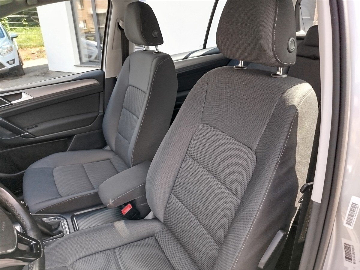 Volkswagen Golf Sportsvan MPV 2,0 l 110 kw